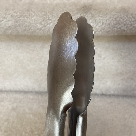 new j.a. henckels classic 12” stainless steel locking tong / tongs - Picture 5 of 6